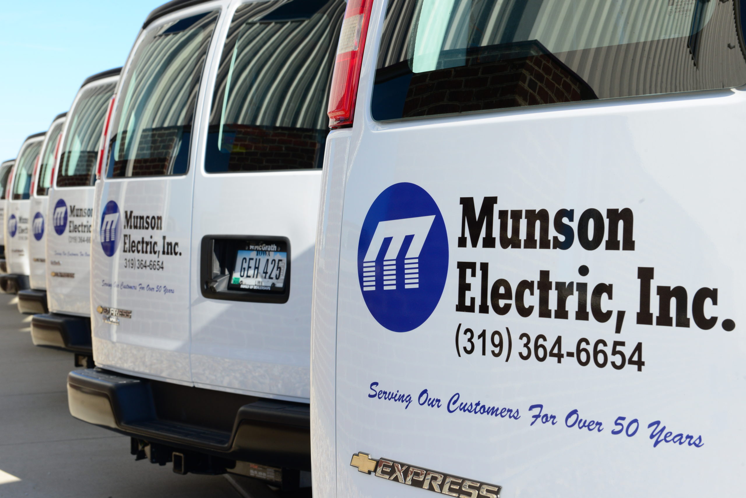 MUNSONELECPHOTOS_140